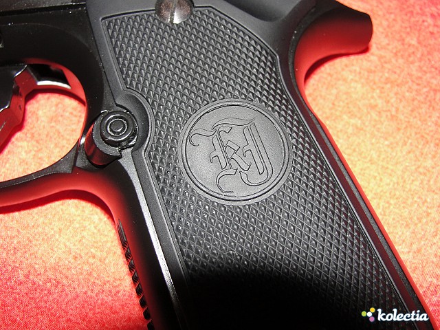 KJ Works Beretta M9A1 Pistol Taiwan Gas - Kolectia